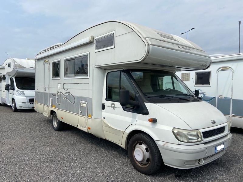 Camper mansardato 6 posti