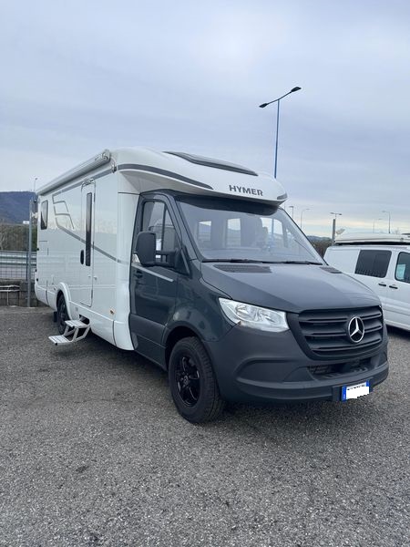 Hymer Tramp S 685-letti gemelli-cambio automatico