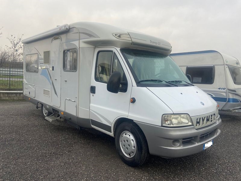 HYMER CAMPER SEMINTEGRALE LETTO BASSO