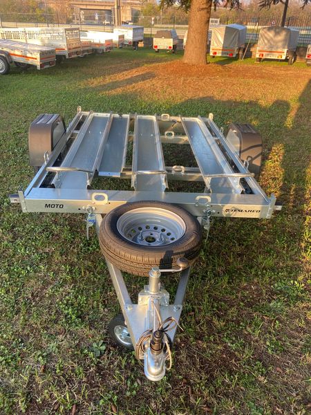 Noleggio rimorchi porta moto brescia affitto camper land 3000 1