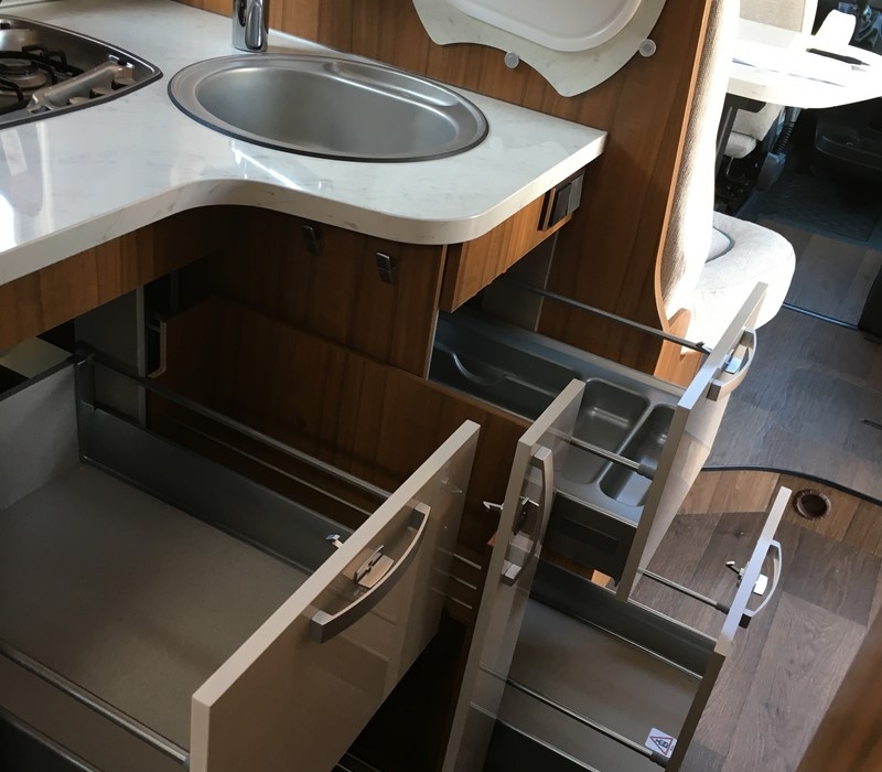 Hymer TCL 698 ambition-Camper Land 3000 Brescia (20)