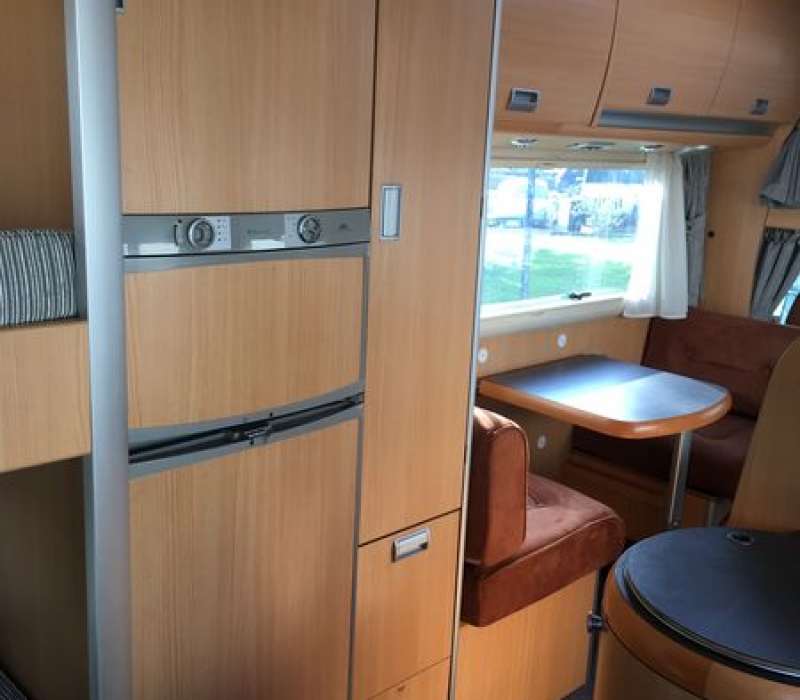 Laika Kreos 3002 _camper land 3000 Brescia (22)