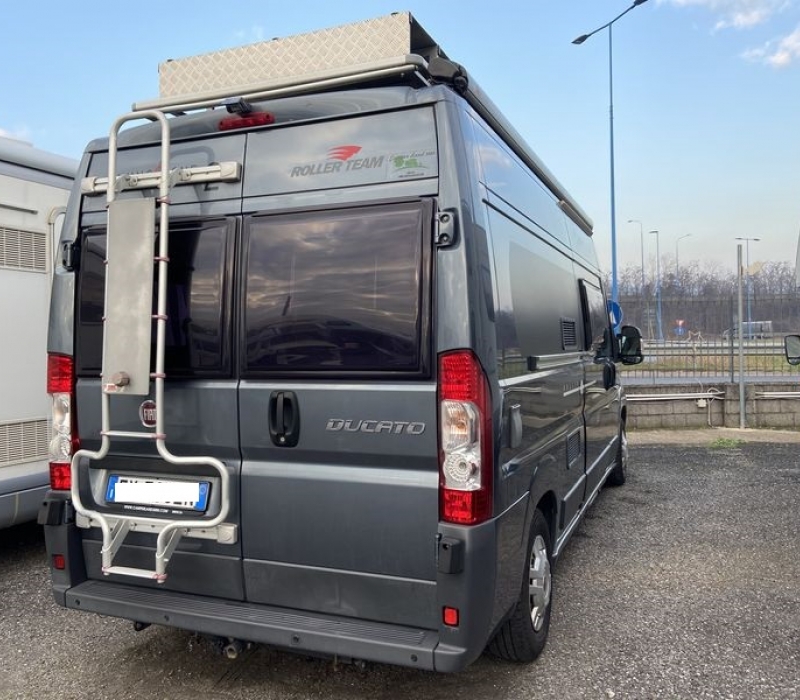 Camper furgonato Roller Team livingstone 2_ camper land 3000 Brescia (14)
