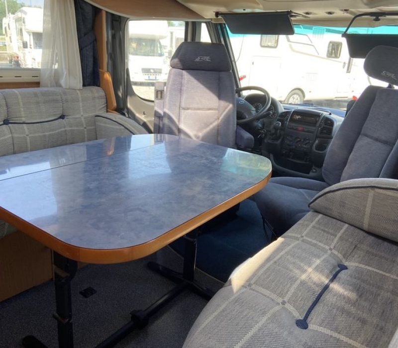 Laika motorhome ecovip h670_camper land 3000 (41)
