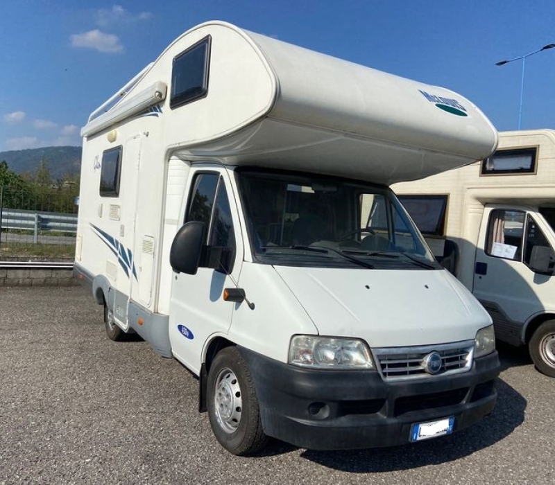 Camper mansardato 6 posti ustao_Camper land 3000- Brescia (18)