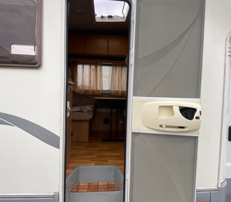 Camper mansardato  usato_Brescia_camper land 3000 (16)