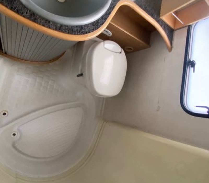 Camper mansardato  usato_Brescia_camper land 3000 (4)