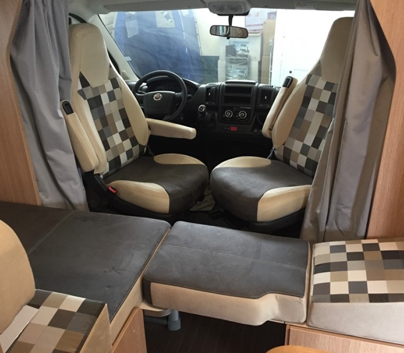 Sunlight_T60_noleggio_Camper Land3000_Brescia (1)