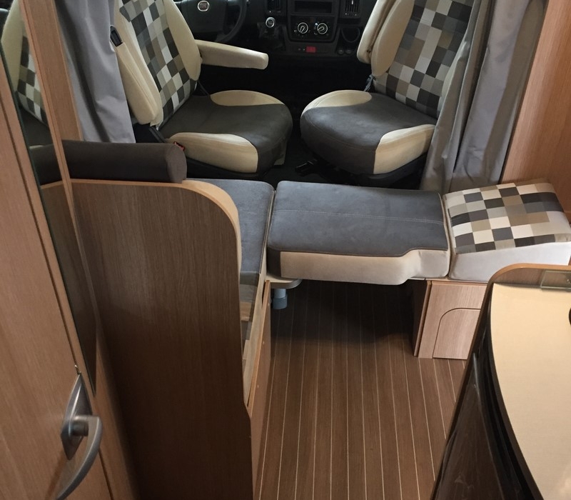 Sunlight_T60_noleggio_Camper Land3000_Brescia (6)