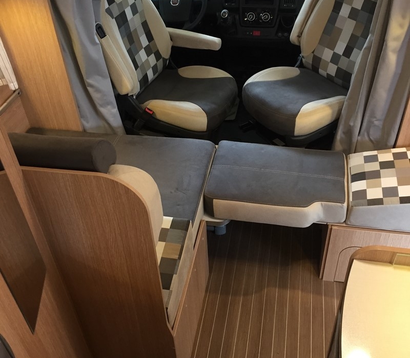 Sunlight_T60_noleggio_Camper Land3000_Brescia (7)