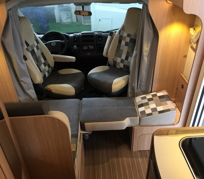 Sunlight_T60_noleggio_Camper Land3000_Brescia (8)