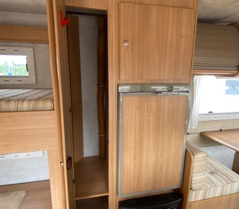 Camper mansardato_6 posti_Camper land 3000_Brescia (28)