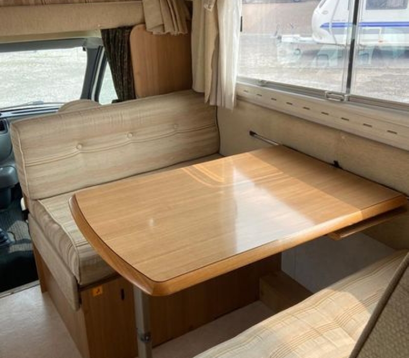 Camper mansardato_6 posti_Camper land 3000_Brescia (6)