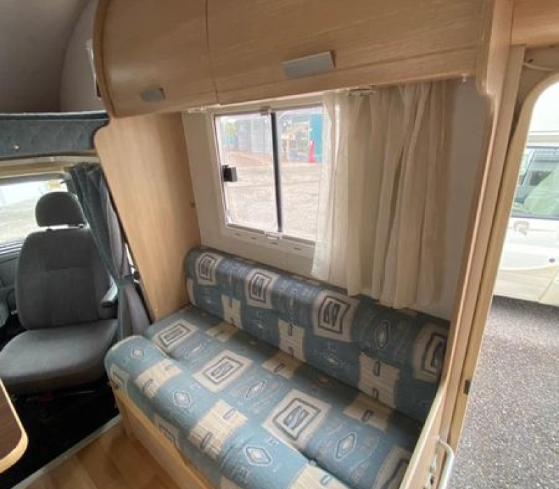 Camper 6 posti _Rimor Superbrig 688TC_Camper land 3000 Brescia (11)