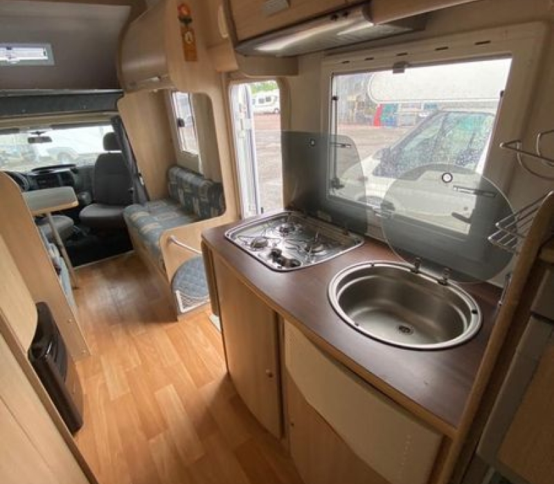 Camper 6 posti _Rimor Superbrig 688TC_Camper land 3000 Brescia (17)
