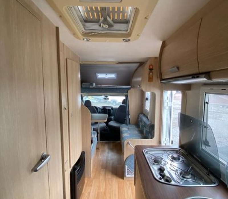 Camper 6 posti _Rimor Superbrig 688TC_Camper land 3000 Brescia (24)
