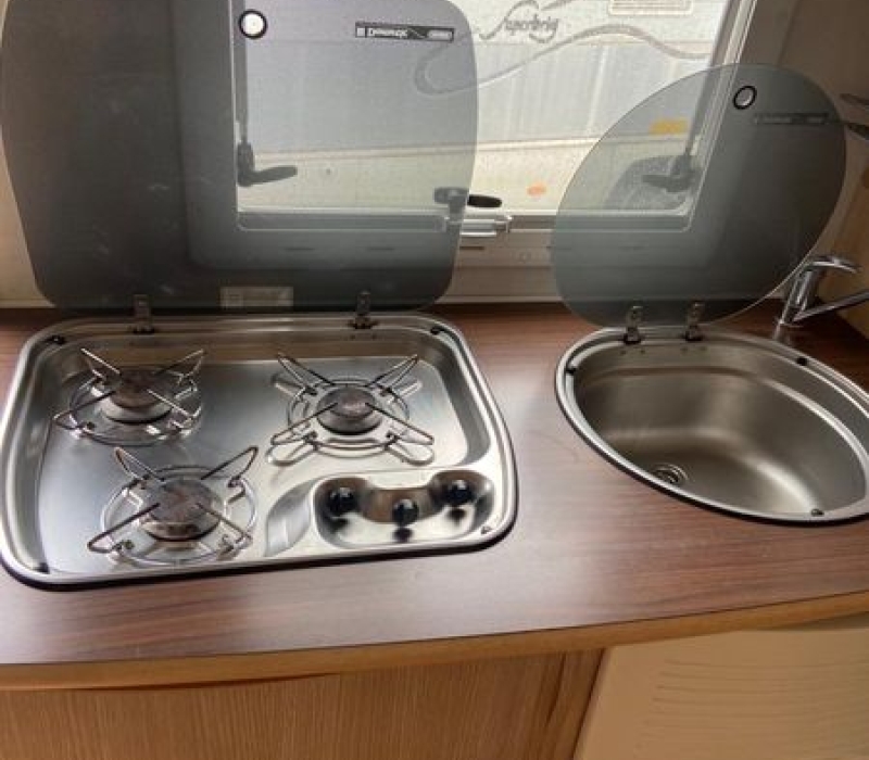 Camper 6 posti _Rimor Superbrig 688TC_Camper land 3000 Brescia (29)