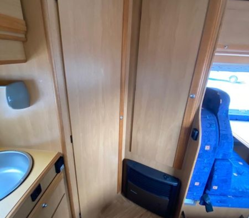 Camper compatto 547 cm_Camper Land 3000_Brescia (12)
