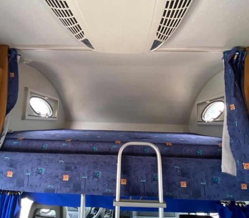 Camper compatto 547 cm_Camper Land 3000_Brescia (7)