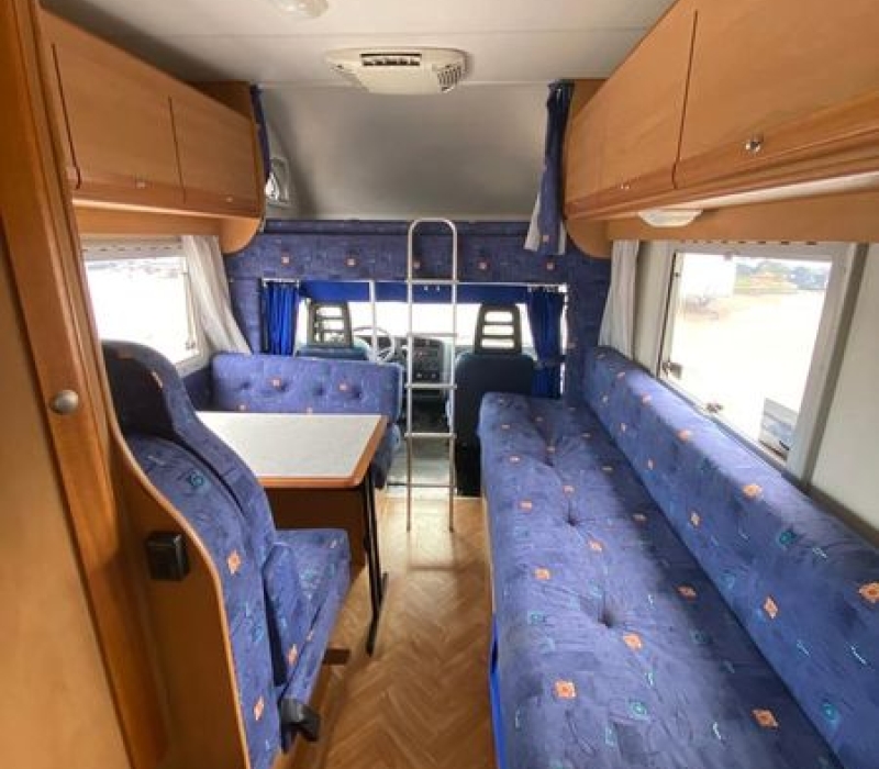 Camper compatto 547 cm_Camper Land 3000_Brescia (8)