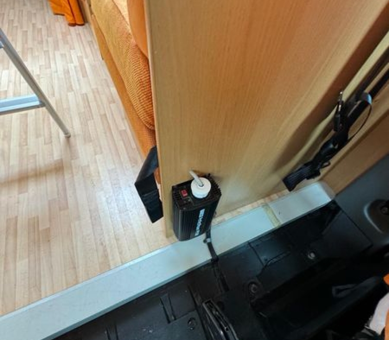 Camper mansardato_garage grande_usato_camper land 3000_brescia (29)