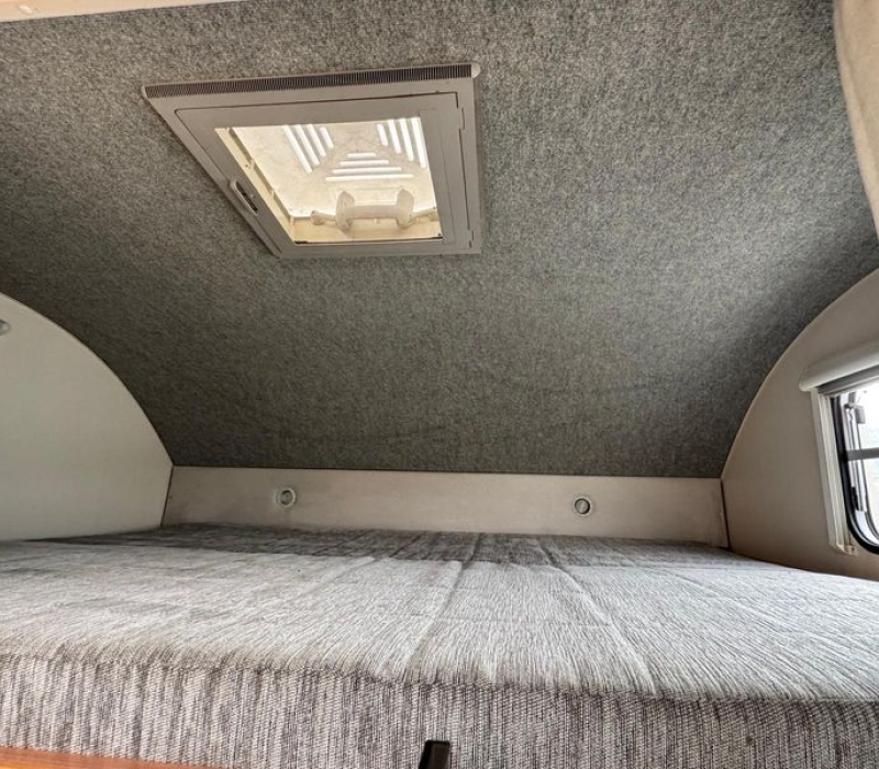 Camper mansardato Knaus_camper usato_camper land 3000 (25)