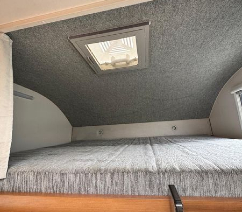 Camper mansardato Knaus_camper usato_camper land 3000 (26)