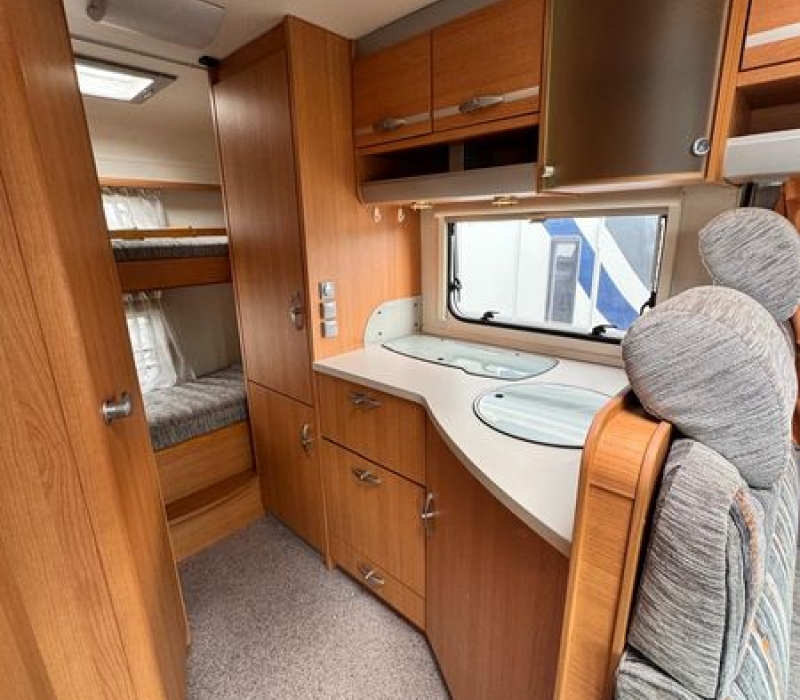 Camper mansardato Knaus_camper usato_camper land 3000 (33)