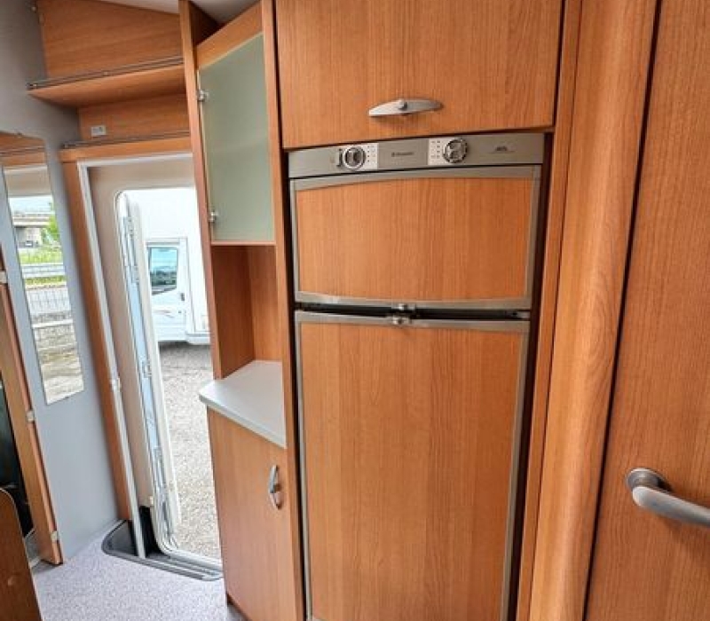 Camper mansardato Knaus_camper usato_camper land 3000 (38)