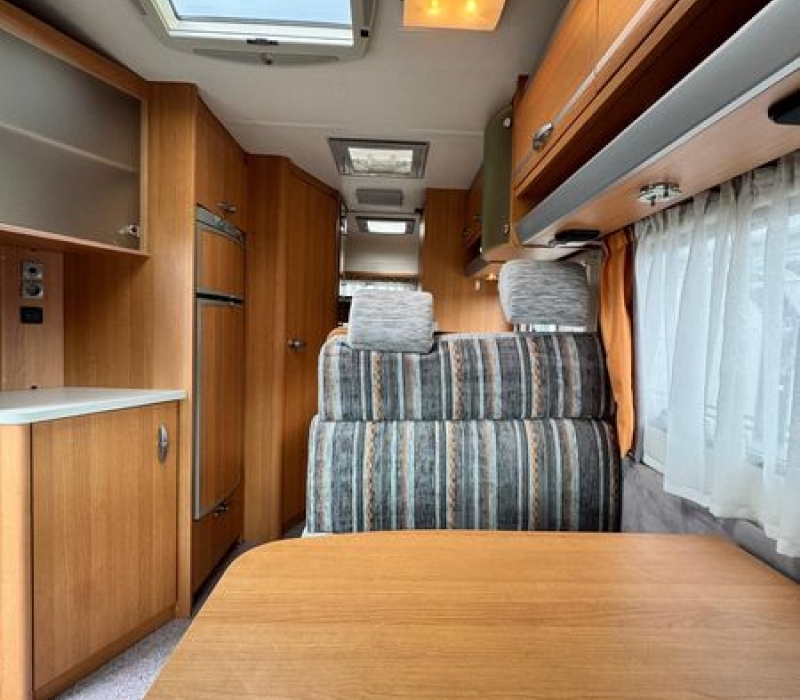 Camper mansardato Knaus_camper usato_camper land 3000 (46)