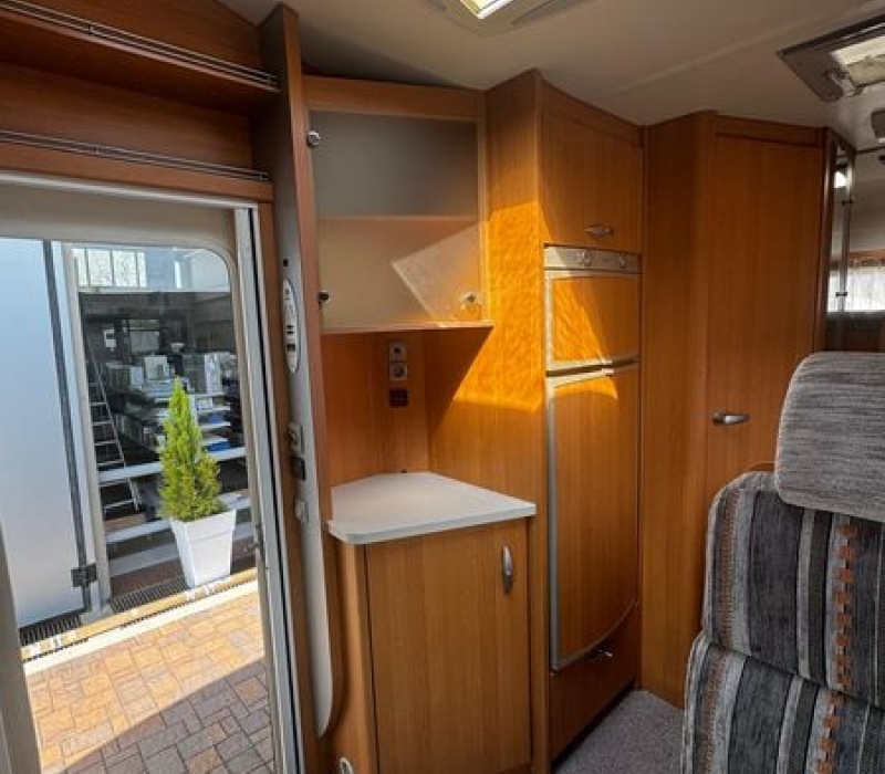 Camper mansardato Knaus_camper usato_camper land 3000 (5)