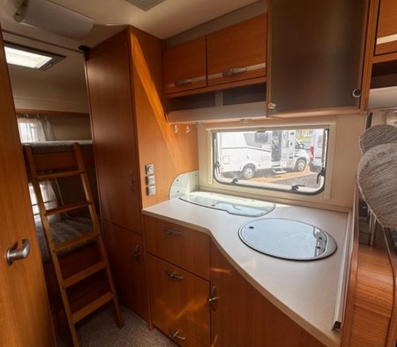 Camper mansardato Knaus_camper usato_camper land 3000 (7)