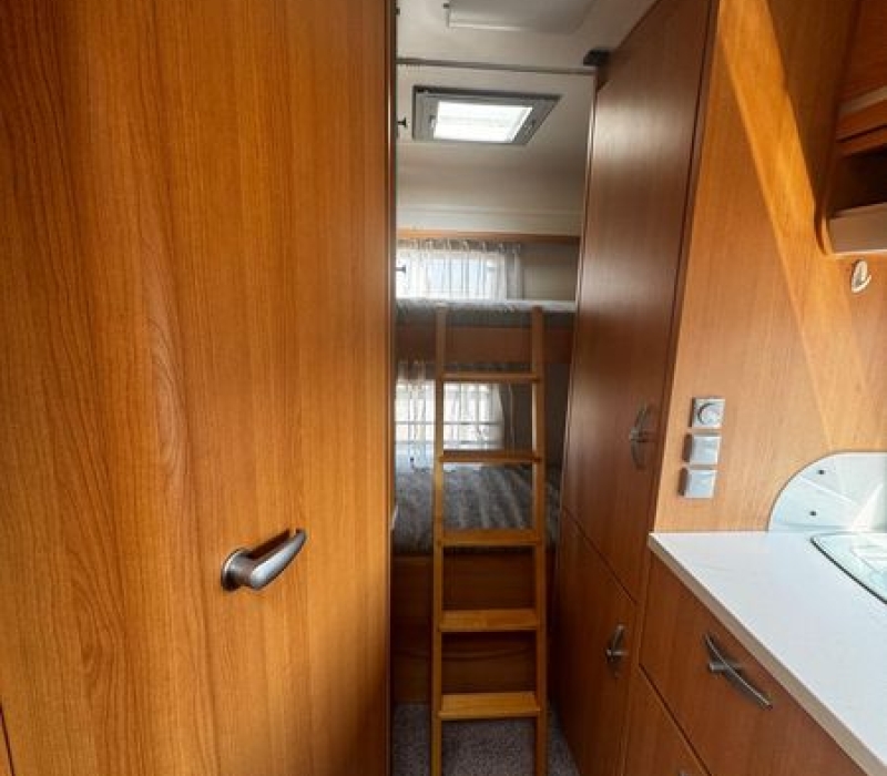 Camper mansardato Knaus_camper usato_camper land 3000 (8)