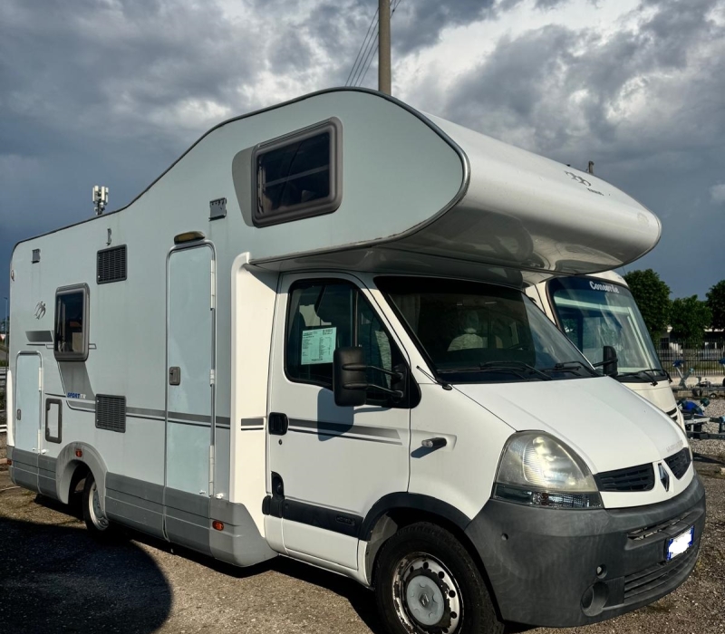 Camper mansardato Knaus compatto 4 posti_Camper land 3000_Brescia