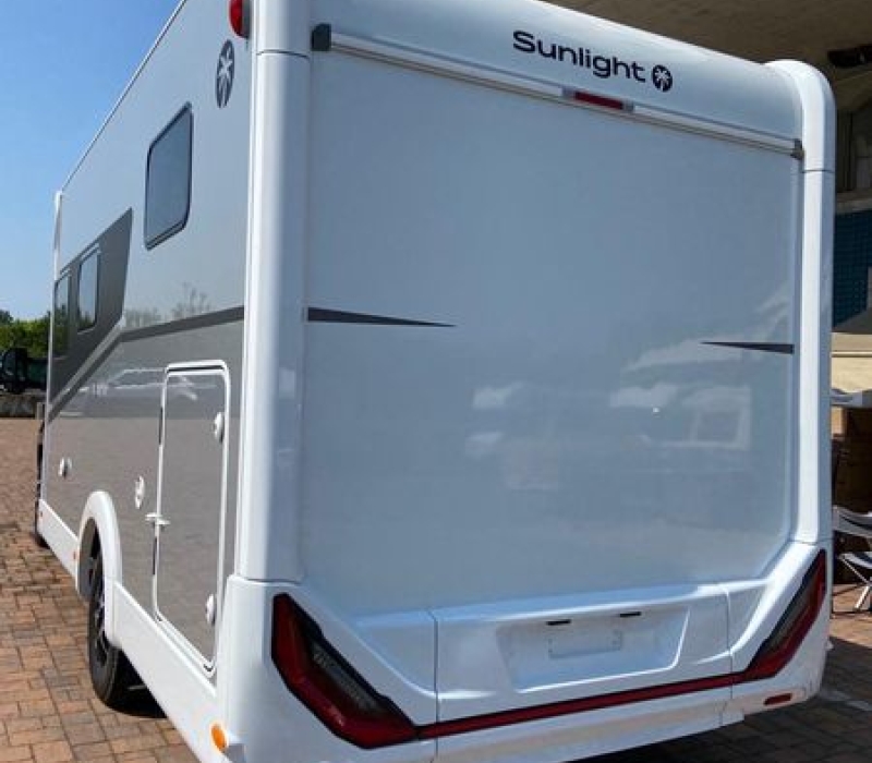 SEmintegrale 699_letti gemelli-garage grande-letto basculante-camper land 3000_brescia (64)