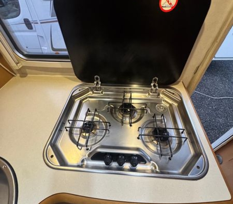 Miglior camper mansardato-usato Camper Land 3000_Brescia (27)