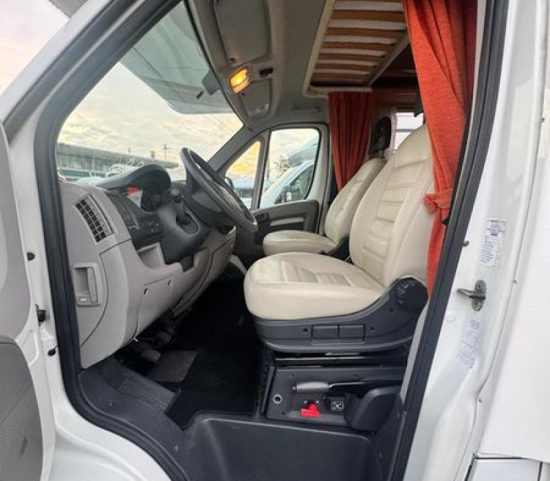 Miglior camper mansardato-usato Camper Land 3000_Brescia (6)