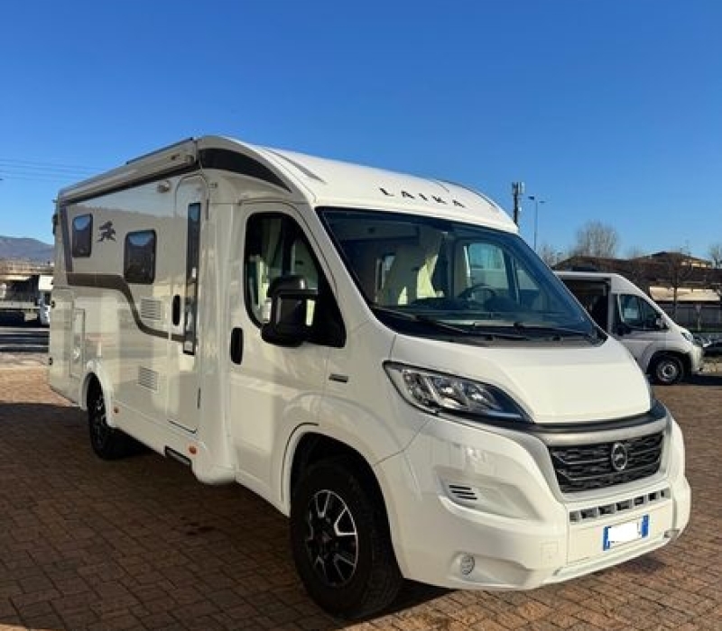 Camper semintegrale_compatto_letti gemelli_usato_migliore offerta_Camper land 3000_Brescia_ Cremona_Mantova_Milano_Crema_garda lake (2)