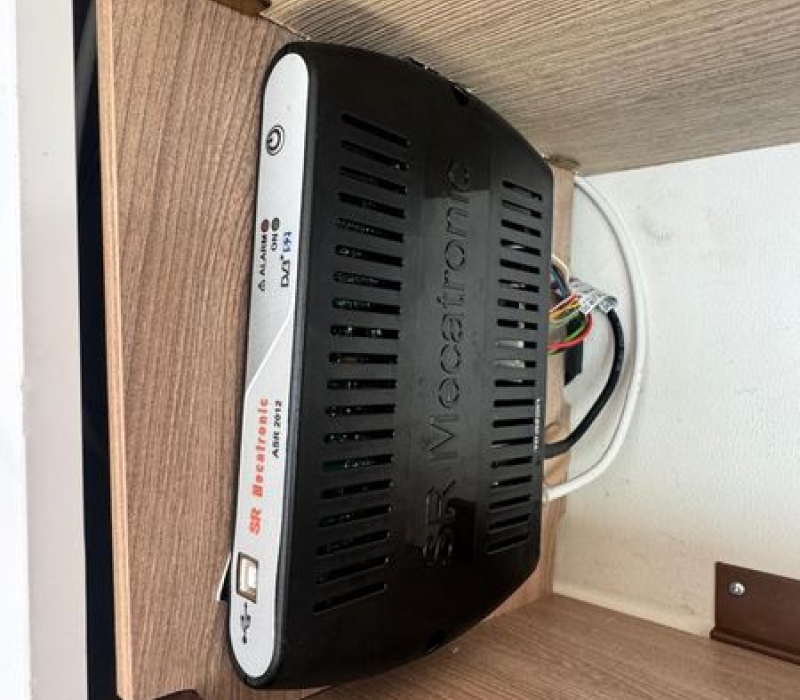 Camper semintegrale_compatto_letti gemelli_usato_migliore offerta_Camper land 3000_Brescia_ Cremona_Mantova_Milano_Crema_garda lake (40)