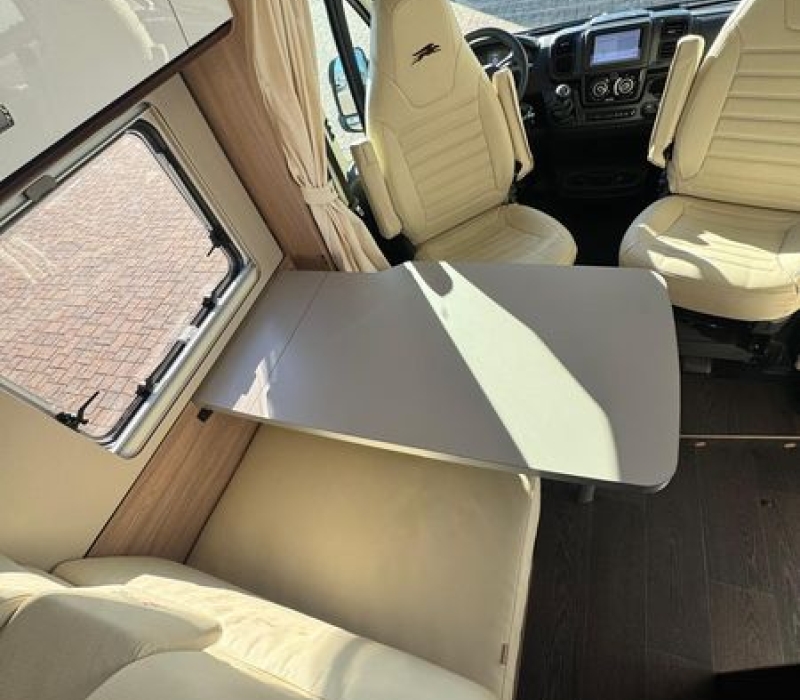 Camper semintegrale_compatto_letti gemelli_usato_migliore offerta_Camper land 3000_Brescia_ Cremona_Mantova_Milano_Crema_garda lake (74)