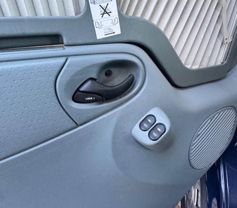 camper-mansardato-hymer-camp 682cl-2007-Brescia-camperland3000 (28)