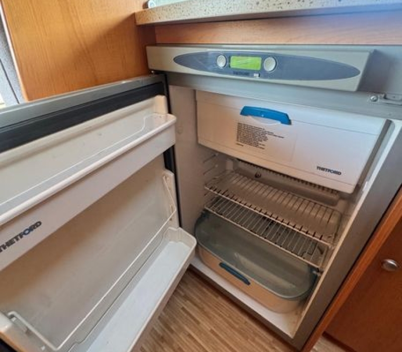 camper-mansardato-hymer-camp 682cl-2007-Brescia-camperland3000 (49)