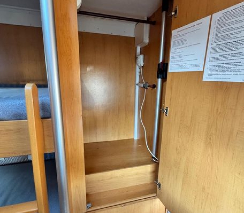 camper-mansardato-hymer-camp 682cl-2007-Brescia-camperland3000 (52)