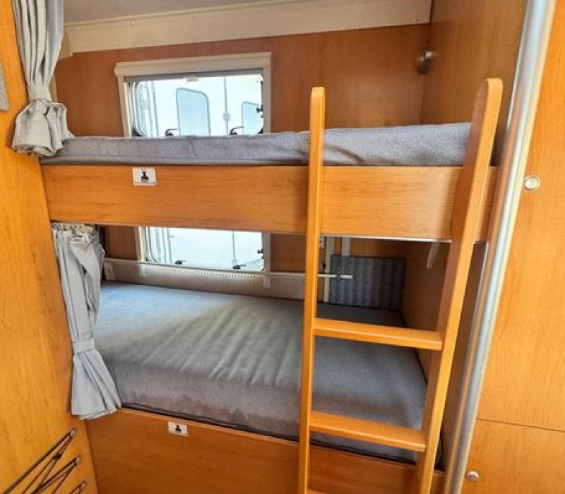 camper-mansardato-hymer-camp 682cl-2007-Brescia-camperland3000 (63)