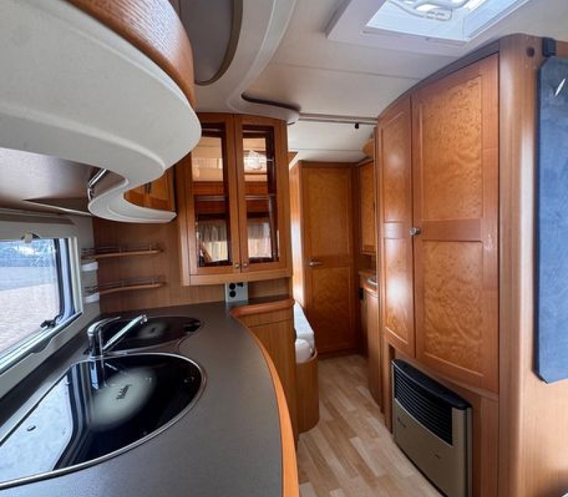 caravan-roulotte-usata-hobby-brescia-camperland3000-via serenissima-buffalora (7)