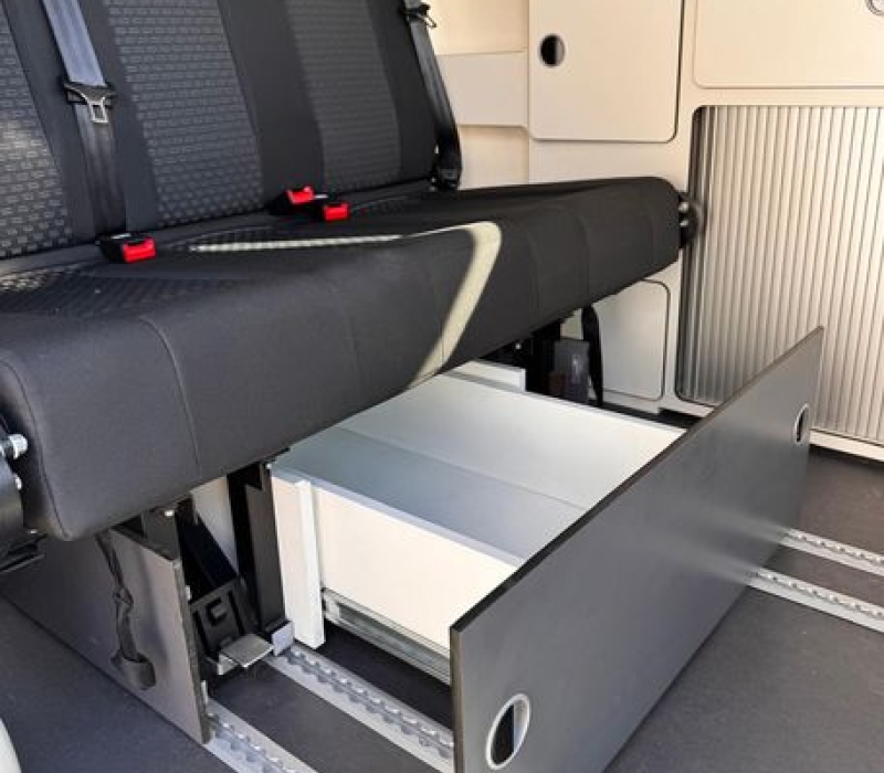 van-compatto-usato-macchina camperizzata-ford-camper land3000-brescia (10)