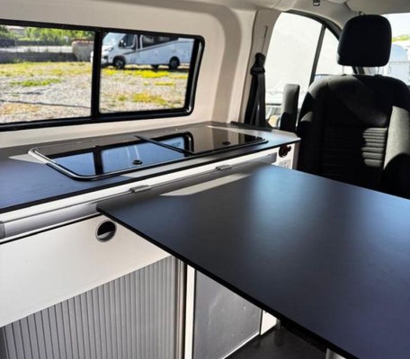 van-compatto-usato-macchina camperizzata-ford-camper land3000-brescia (19)