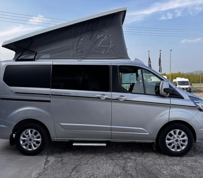 van-compatto-usato-macchina camperizzata-ford-camper land3000-brescia (22)