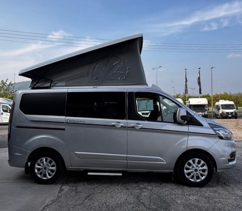 van-compatto-usato-macchina camperizzata-ford-camper land3000-brescia (23)
