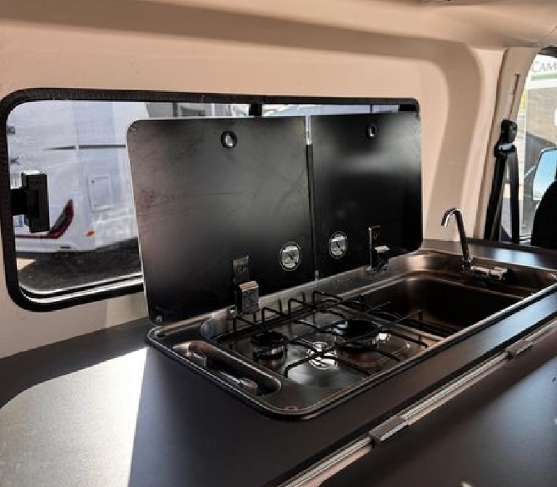 van-compatto-usato-macchina camperizzata-ford-camper land3000-brescia (29)